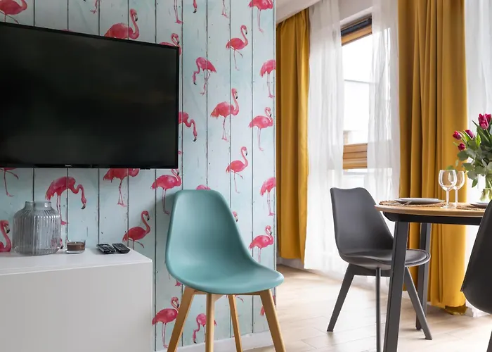 Glow Apartments - Flamenco Apartament Brzezno